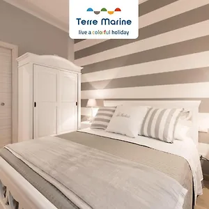 La Bonheur, Terre Marine Bed & Breakfast
